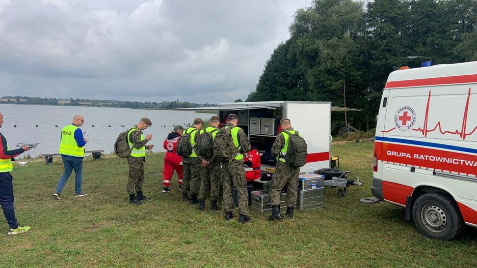  Olsztyn. Znaleziono ciało 24-latka. Drugi mężczyzna nadal poszukiwany
