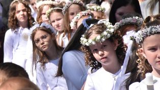 Pierwsza Komunia Święta 2025 w Malborku. Uroczystość w parafii św. Józefa w Kałdowie