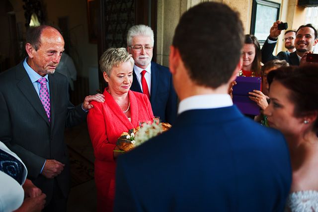 Trudne momenty do fotografowania podczas ślubu – jak sobie z nimi poradzić? [poradnik] 12