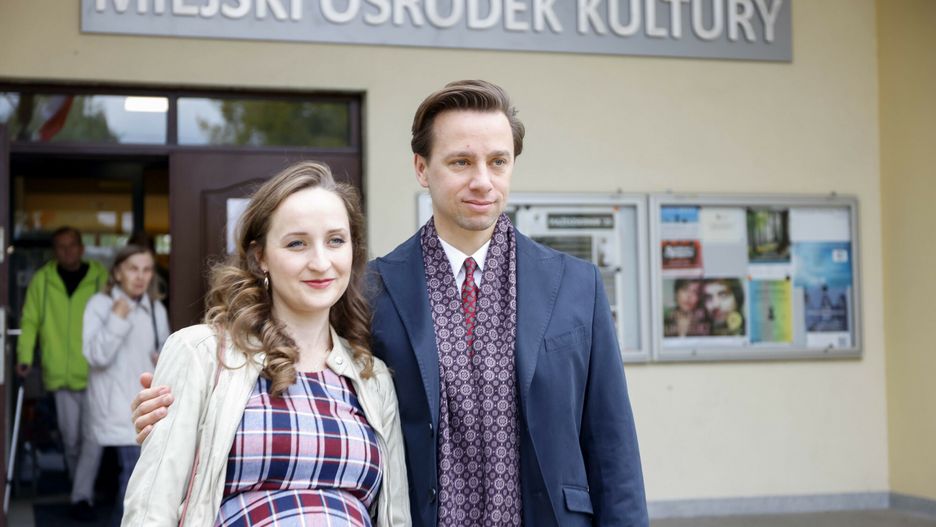 Wybory parlamentarne 2023 - g?osowanie VIP-�w
15.10.2023 Warszawa Wybory parlamentarne fot Filip Naumienko/REPORTER
n/z: Krzysztof Bosak, Karina Bosak
Filip Naumienko/REPORTER