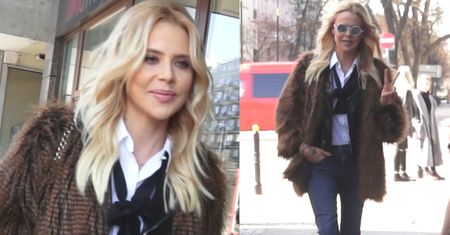Znudzona Sablewska pozuje pod TVN-em