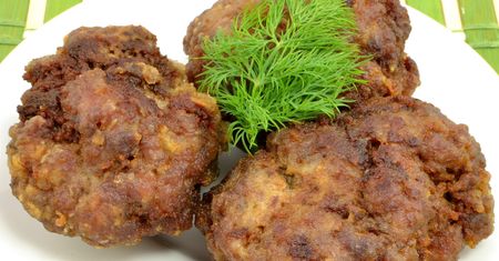 Gotuję i ścieram do mielonego. Kotlety wychodzą mięciutkie i delikatne jak u babci