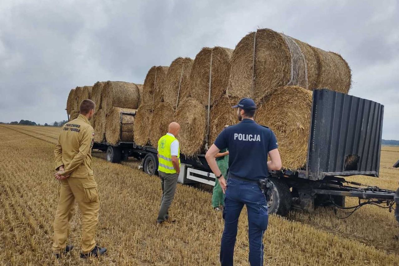 Policja odwiedza rolników. Ostatnie żniwa były fatalne w skutkach