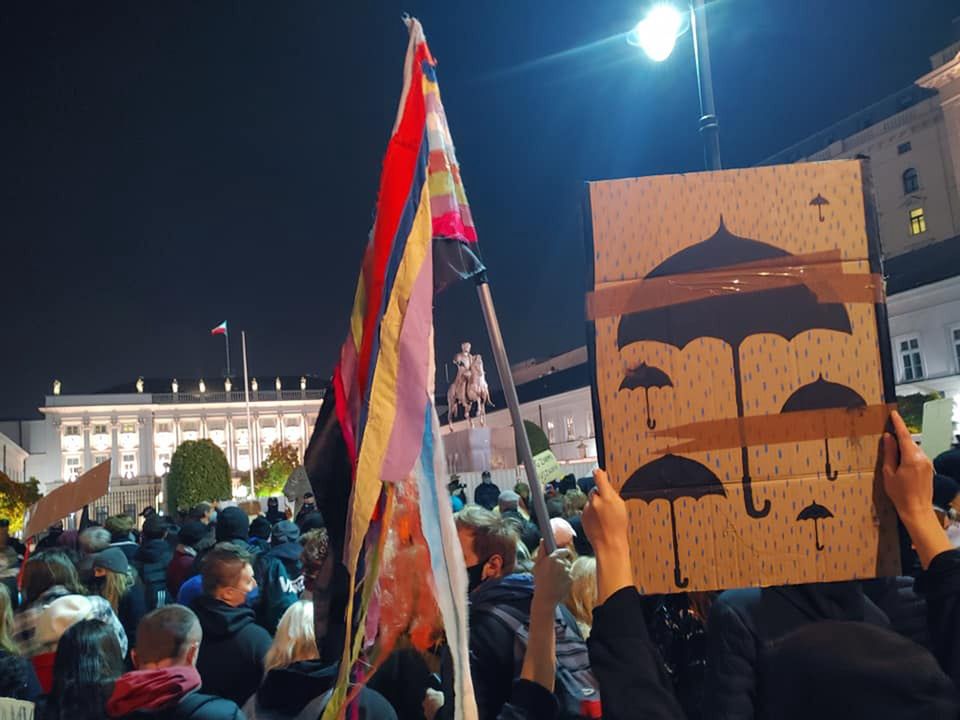 Protest w Warszawie. Podobne manifestacje odbywają się również w innych miejscach w Polsce