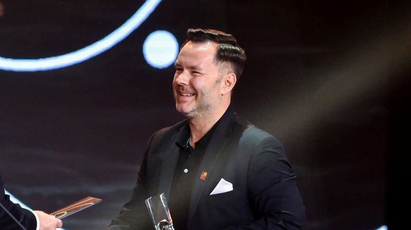 Marcin Ciastoń odebrał nagrodę za scenariusz filmu "Hiacynt"