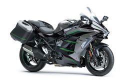 Kawasaki Ninja H2 SX kolejnym motocyklem z radarem. Największy trend tego roku