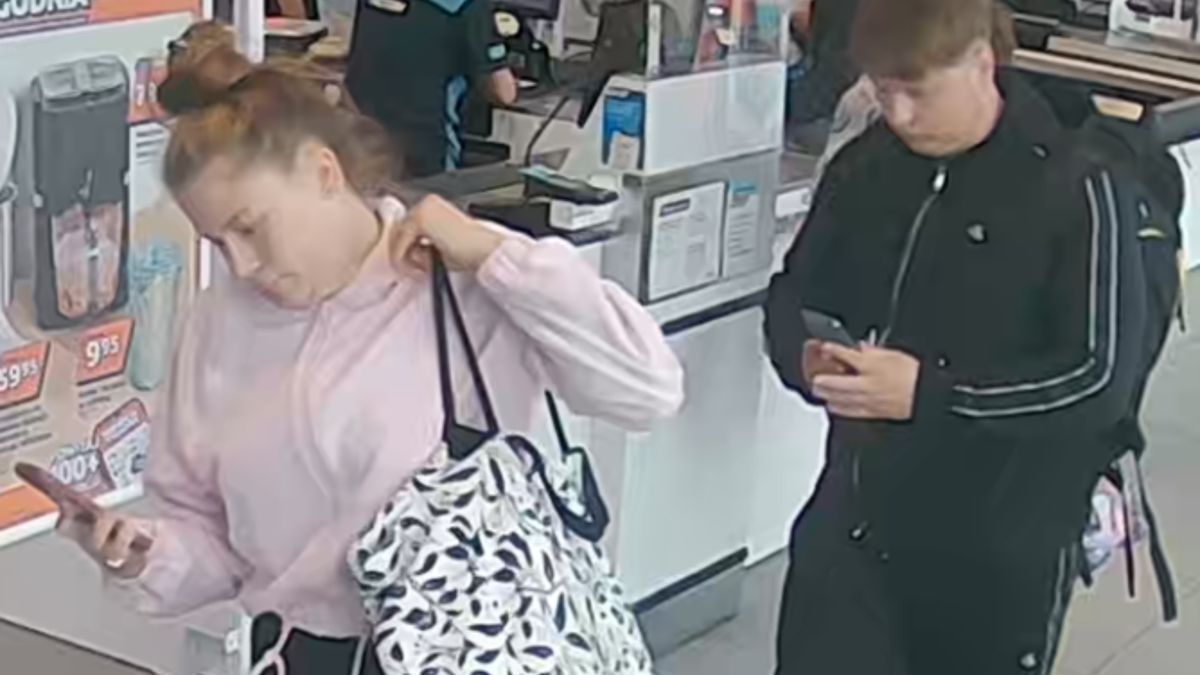 Policjanci próbują ustalić tożsamość tych osób.