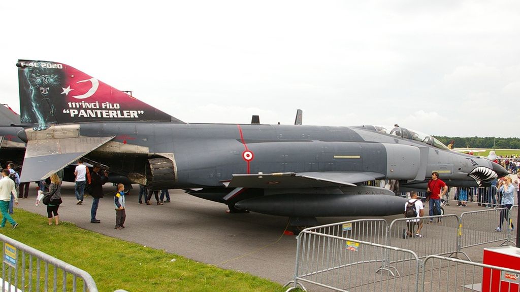 Tureckie myśliwce F-4 Phantom II wymagają pilnego zastąpienia. Turcja chciałaby kupić F-16 lub Eurofightery