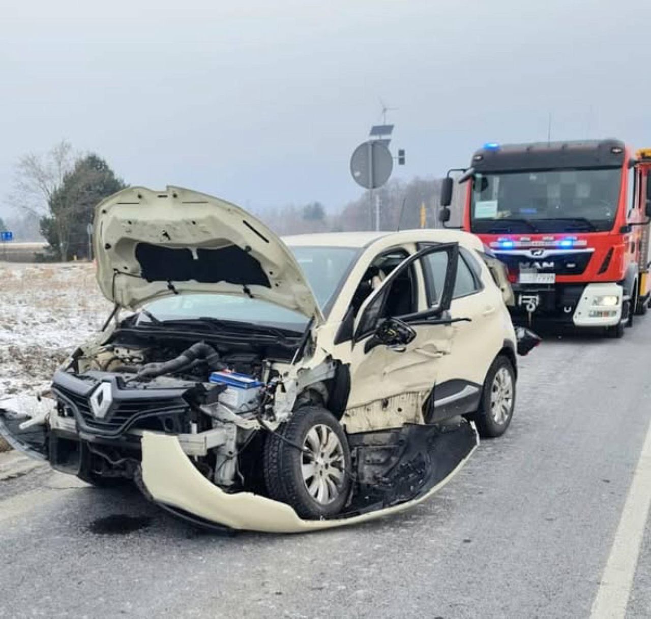 Wypadek na obwodnicy Lubartowa. Kierująca renaultem trafiła do szpitala