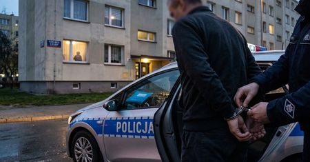 Koniec domowego piekła 76-latki z Lublina. Jej syn, recydywista, trafił do aresztu