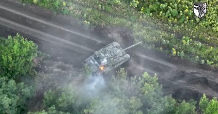 Ukraińskie buggy i pick-upy koszmarem Rosjan. Oto jak niszczą czołgi