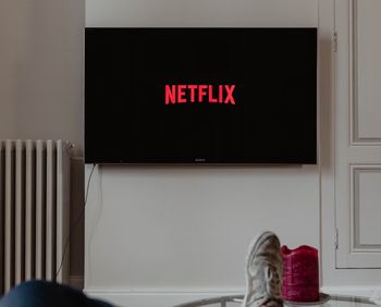 Netflix kręci film o Polaku. "Ukłon w stronę społeczności polskich naukowców"
