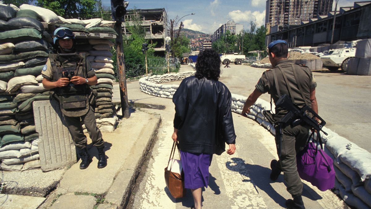 Turyści mieli strzelać do cywilów