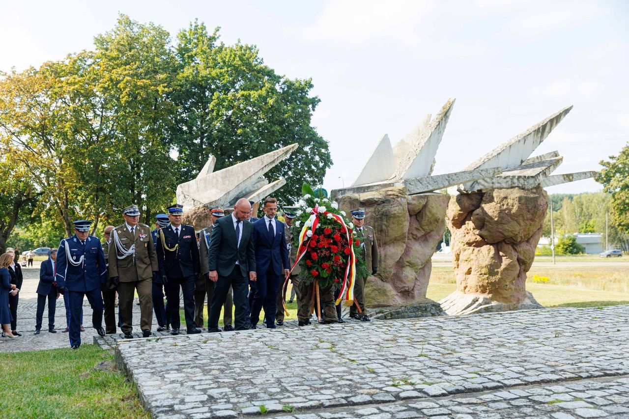 Białystok:  Miasto pamięta o bohaterach września 1939 roku. Władze upamiętniły rocznicę wybuchu II wojny światowej