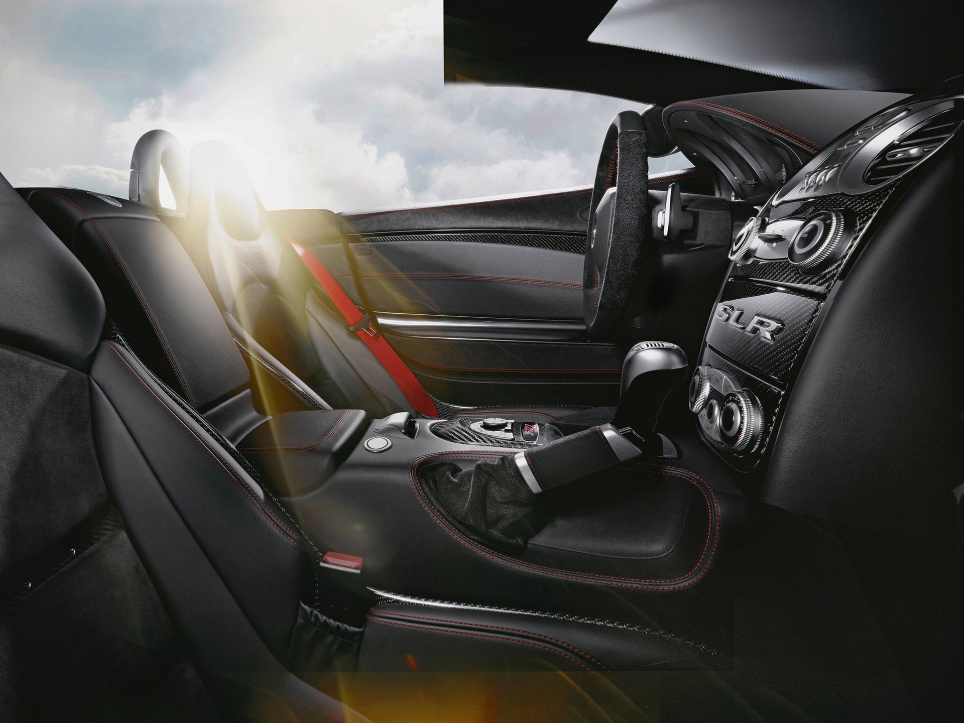 Pokolenie wcześniej: Mercedes-Benz SLR McLaren 38