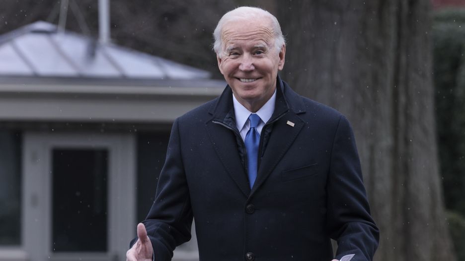 Rozmowa Biden-Putin. Świat wstrzymał oddech, a Biden... żartuje 