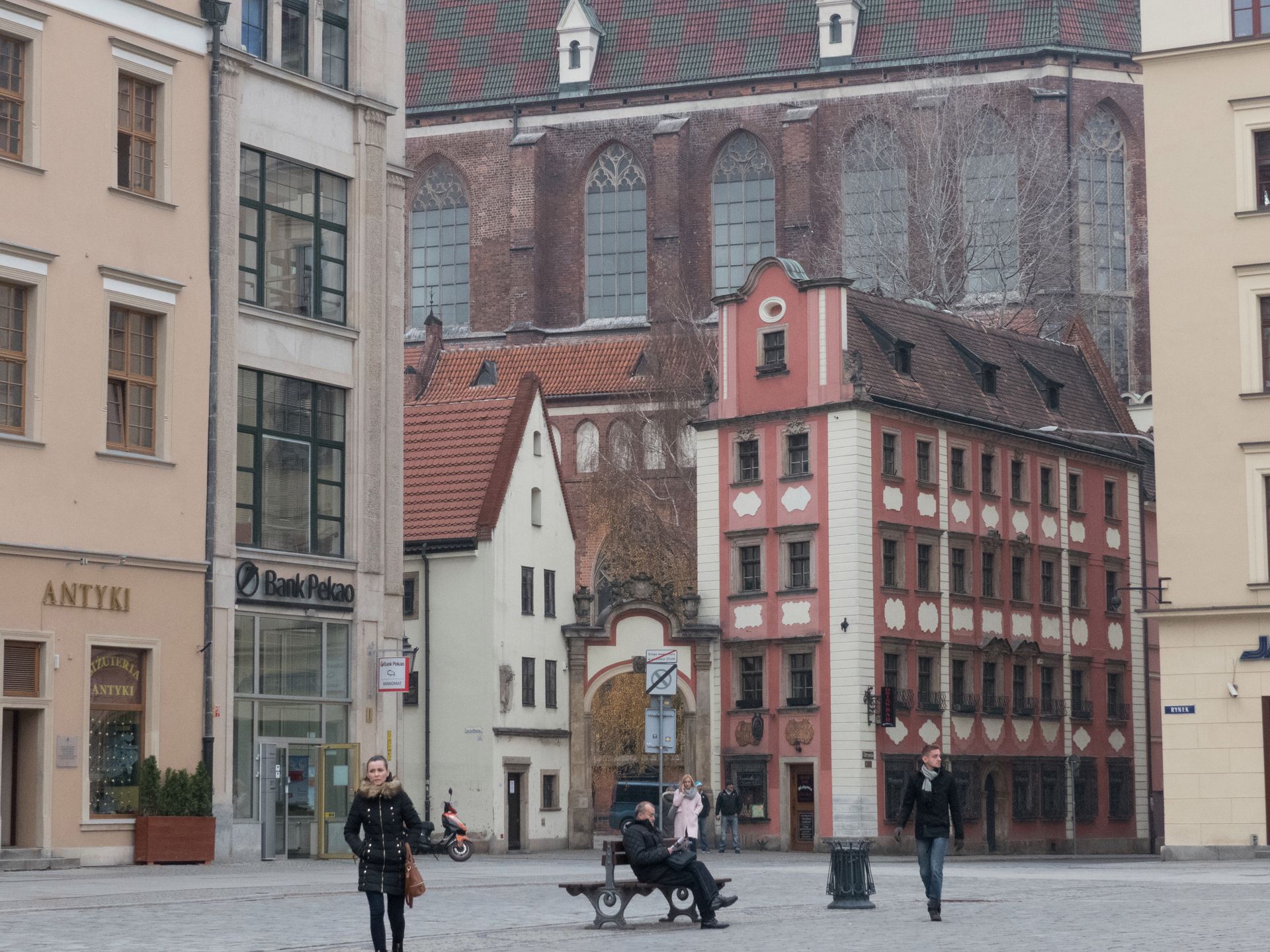 Panasonic Lumix FZ300 - test aparatu z ogniskową 600 mm, światłem f/2.8 i filmami 4K 72