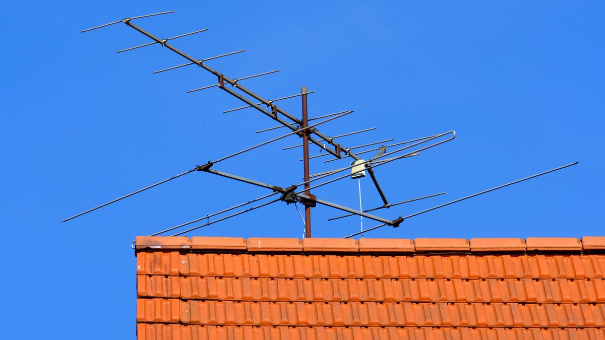 Antena na dachu