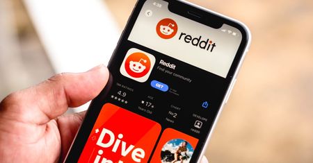 Misterny plan użytkowników Reddita. Wpompowali w bitcoina prawie 100 mln dolarów