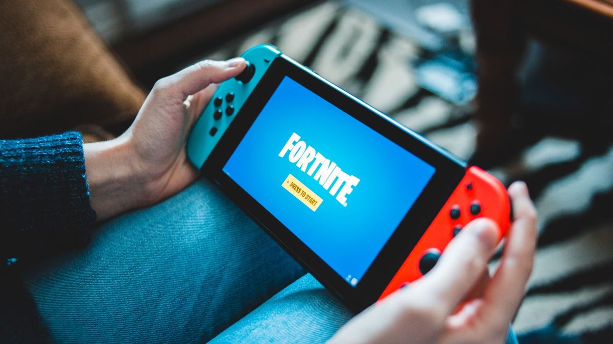 Pomysły na prezent dla małego miłośnika Fortnite
