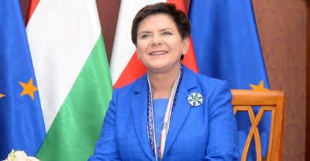 Pociąg relacji Warszawa-Wiedeń będzie się zatrzymywał... w gminie premier Szydło!
