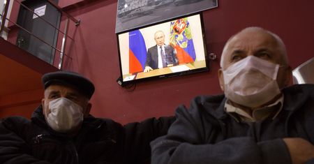 Służba w wojsku sposobem na wyjście z biedy. Putin kusi, ale może się przeliczyć
