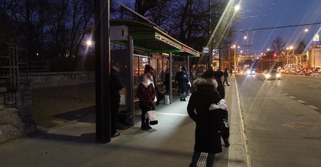 Lublin. Podeszli pod 20-latka i zażądali od niego pieniędzy. Grozili mu złamaniem nosa