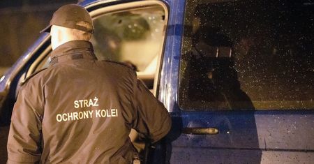 Ochroniarz miał pilnować obiektów kolejowych. Tak przyszedł do pracy