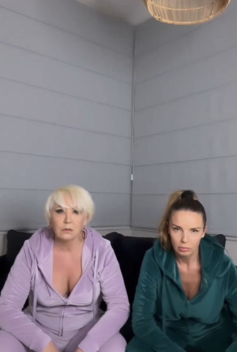 Agnieszka Włodarczyk, Anna Stasiukiewicz
