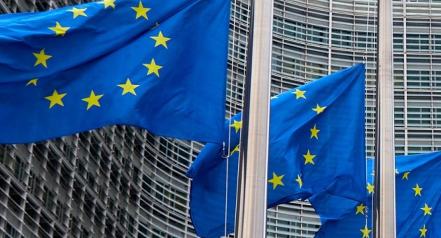 Przepisy o prawie autorskim za późno. Polska zapłaci karę