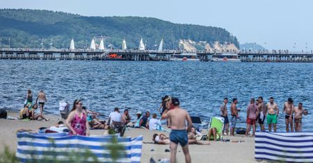 To będą zupełnie inne wakacje. Drożyzna zmienia plany Polaków. "Ceny będą ok. 30 proc. wyższe"