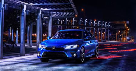 Honda Civic urosła i chce być bardziej premium. 11. generacja debiutuje w USA