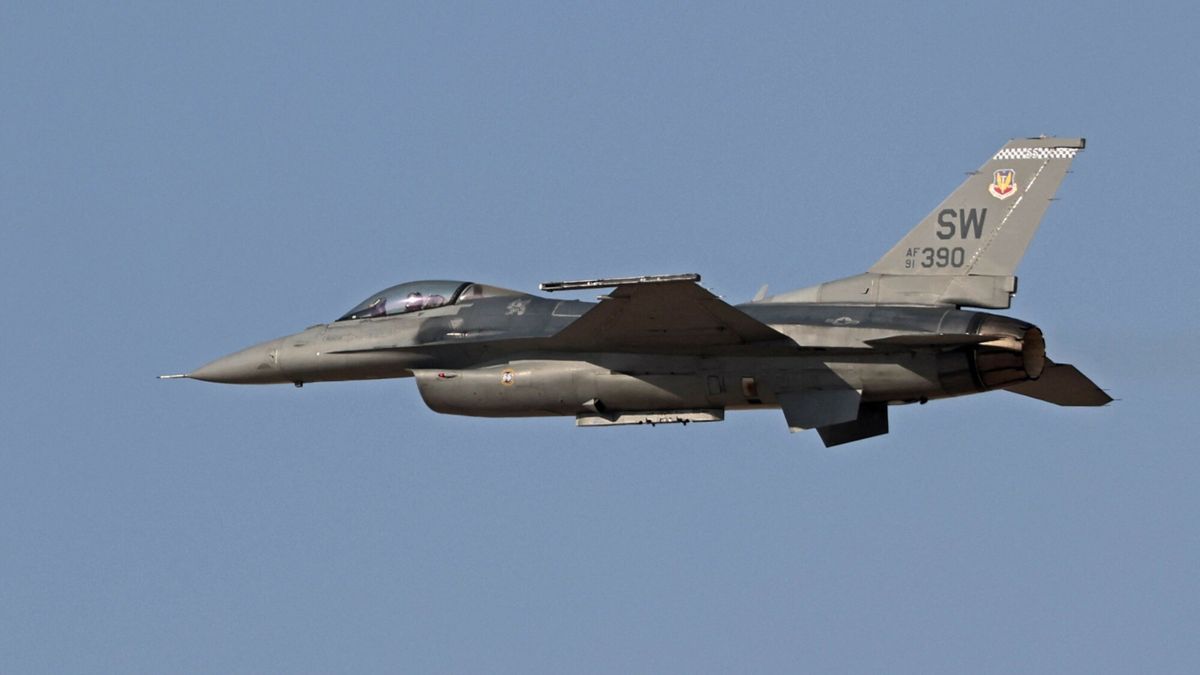 NATO odpowiada Rosji. Wysyła okręty i mysliwce do Europy Wschodniej