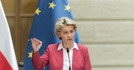 UE nakłada surowe sankcje na Rosję. Zamyka całą przestrzeń powietrzną