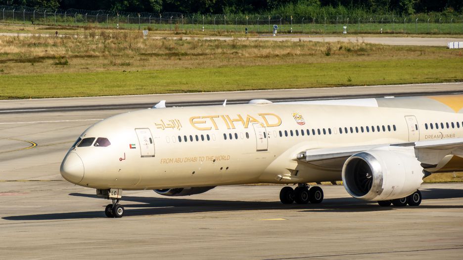 Etihad Airways to linie lotnicze we Zjednoczonych Emiratów Arabs