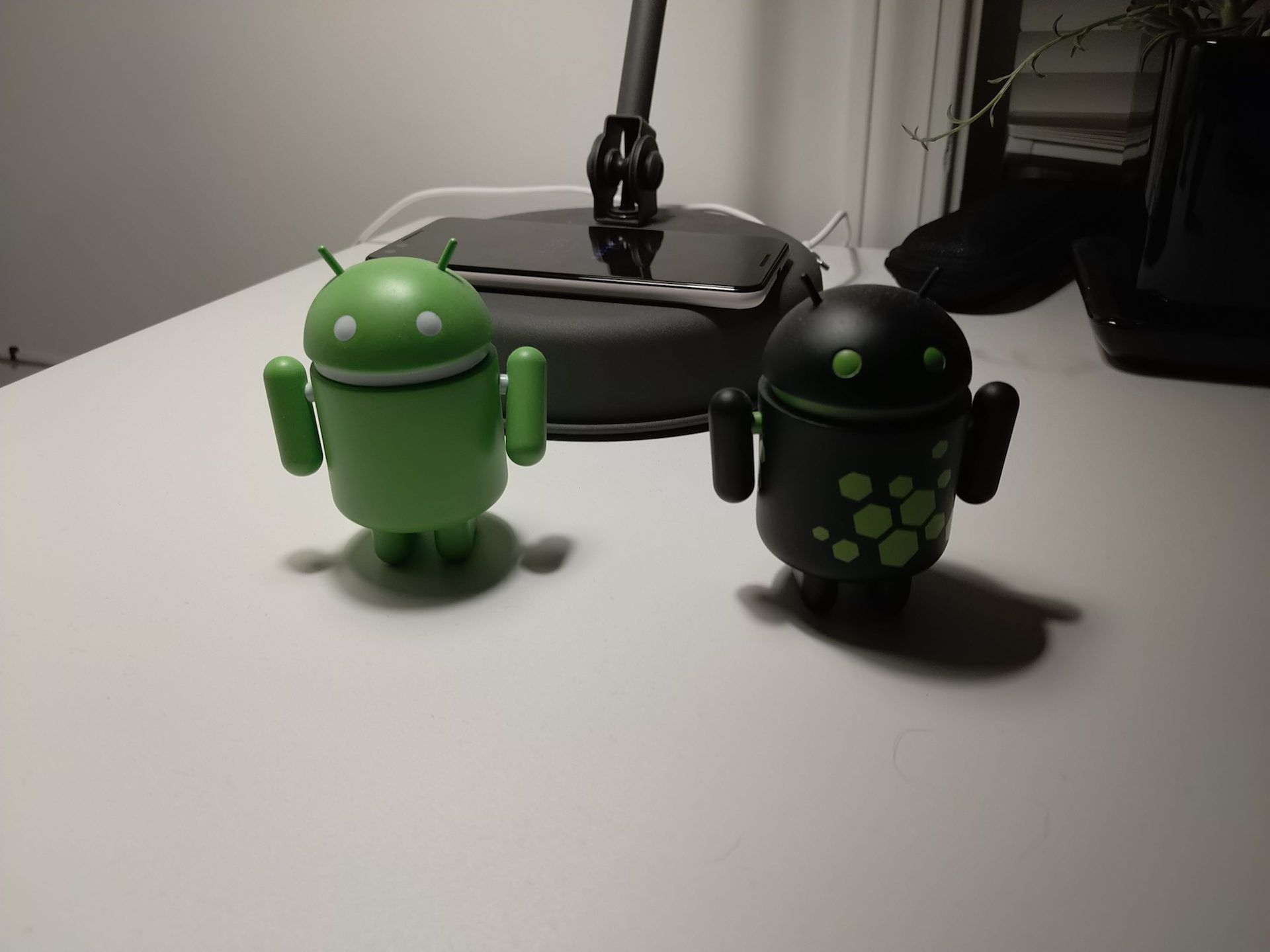 Rewolucja nie wypaliła? RED Hydrogen One rozczarował pierwszych recenzentów 3