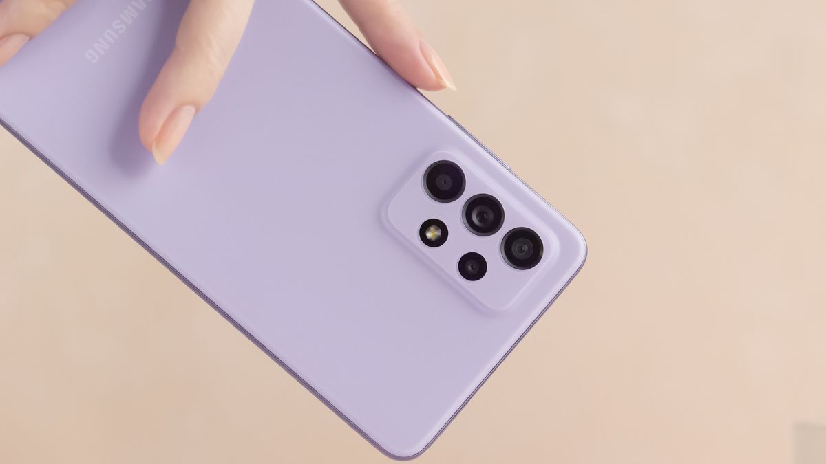 Samsung ma pewny hit. Galaxy A52 i A72 oficjalnie 1