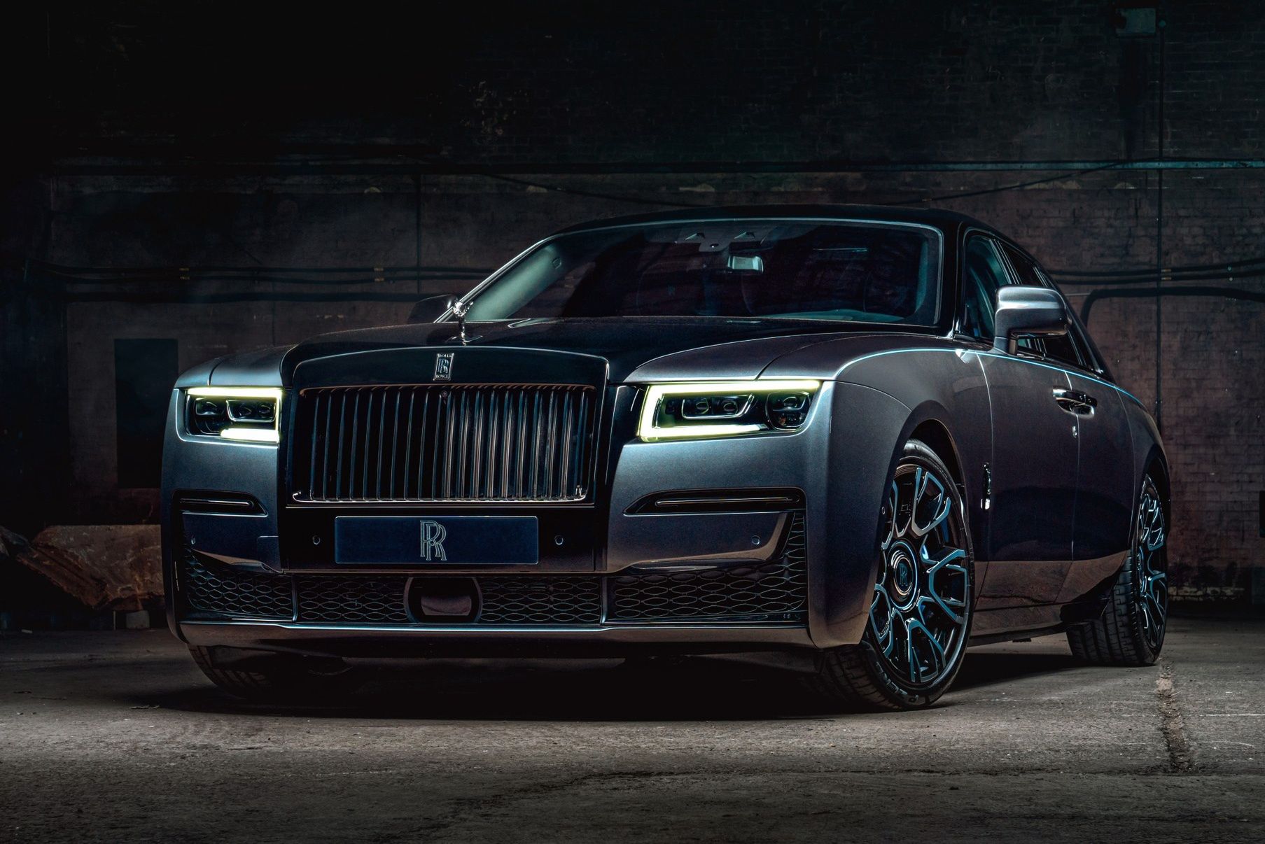 Black Badge to "ciemna strona" Rolls-Royce'a i alter ego luksusu.