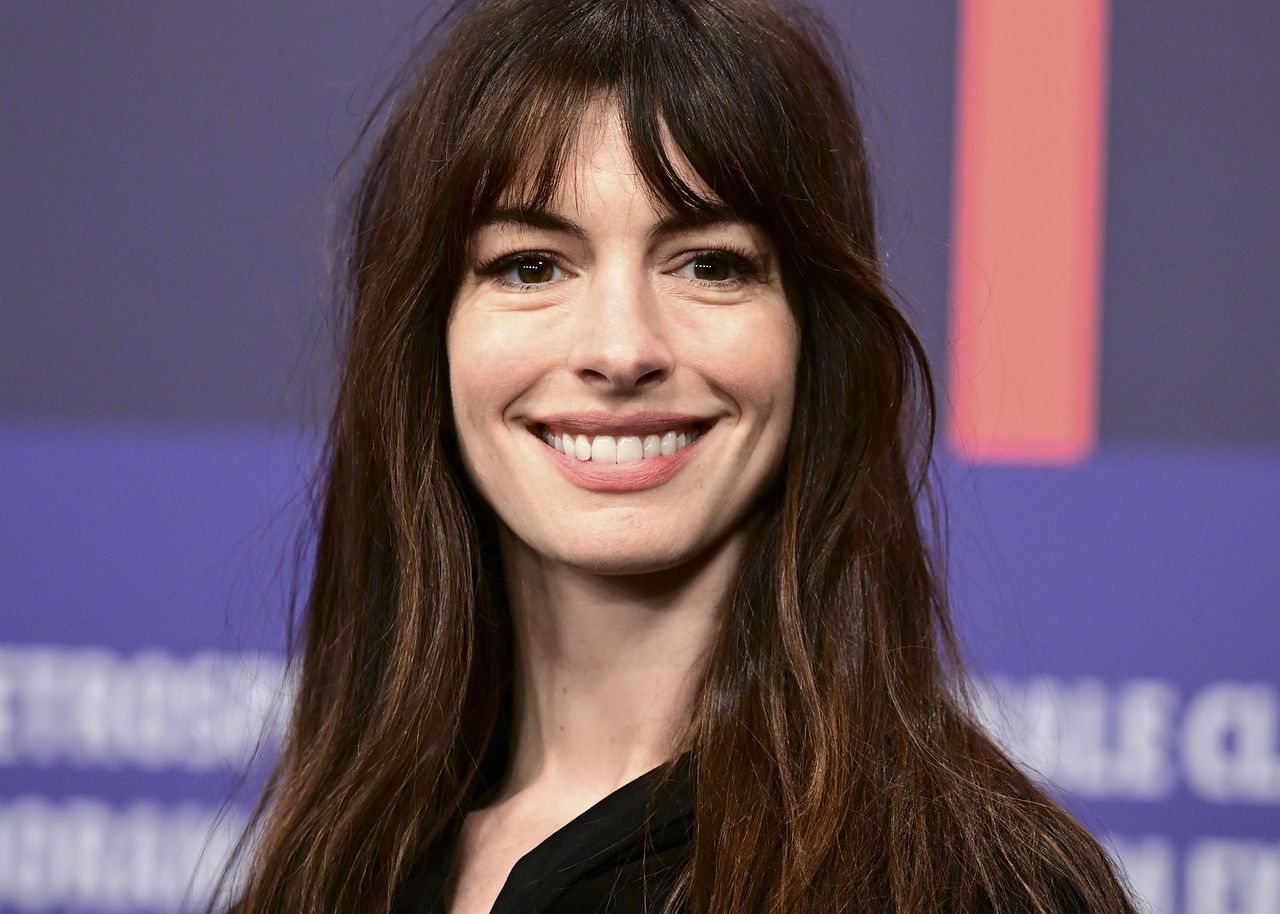 Spring 2024 manicure trends: Anne Hathaway showcases 'alien nails' at Versace event