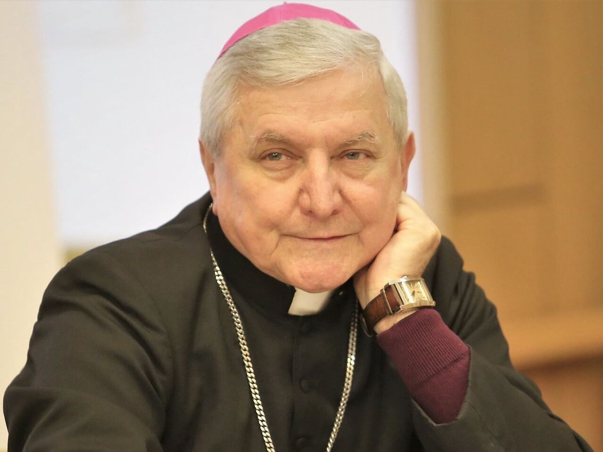 Biskup Edward Janiak odnalazł się w Domu Opieki Społecznej Caritas w Złoczewie.