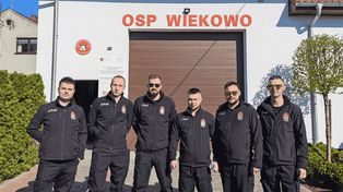 OSP Tuchomie szkoli się w Wielkopolsce. Strażacy stawiają na gotowość bojową