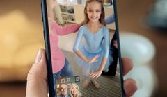 Praktyczni dziadkowie reklamują GigaBank w Plus na Kartę (wideo)