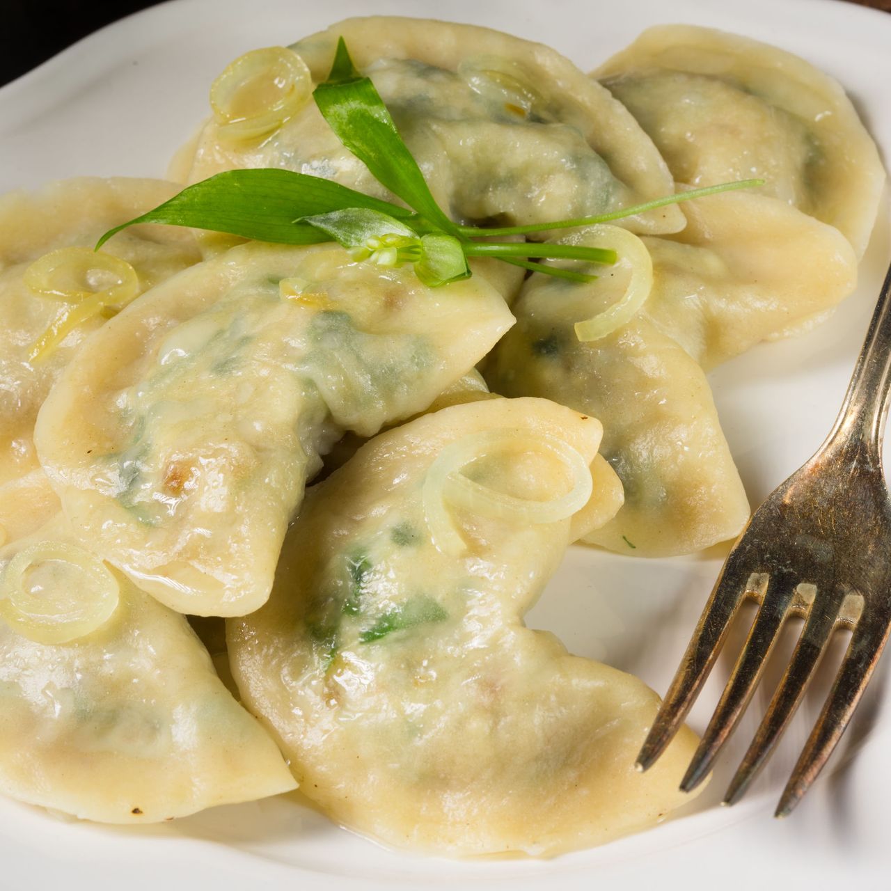 Pierogi z bobem. Wymarzony przepis na pyszny letni obiad