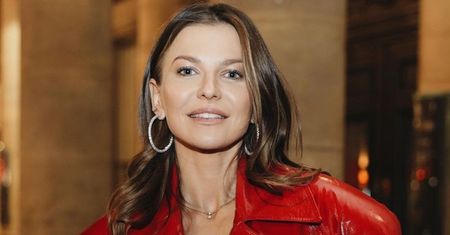 "Widać ubranie, a nie osobę". Ekspertka o stylizacjach Anny Lewandowskiej z PFW