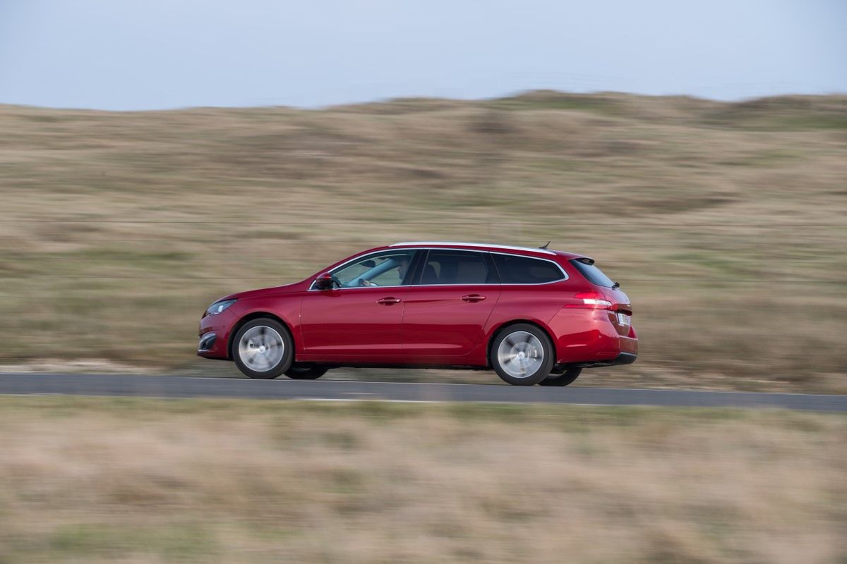 Peugeot 308 SW 1,2 e-THP 130 - pierwsza jazda [galeria] 13