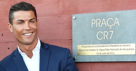 Hotele  Ronaldo. Pokazali, ile płaci pracownikom