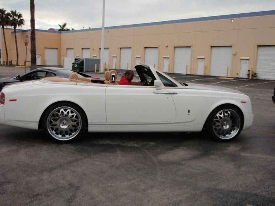 Czym jeżdżą największe gwiazdy hip hopu? 8