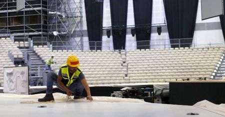 Tragedia na Eurowizji. Zmarł pracownik, na którego spadł element oświetlenia