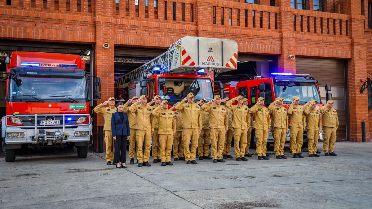 Strażacy w całym kraju oddają hołd tragicznie zmarłym kolegom