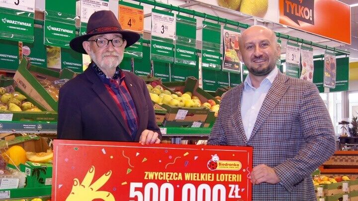 Pan Sławomir ze Starogardu Gdańskiego wygrał 500 tys. zł w loterii Biedronka na zakup mieszkania